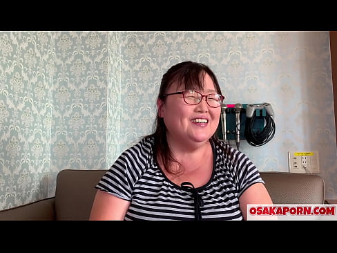 ❤️ Ama japoniar lodiak bere titi erraldoiak erakusten ditu eta sexu jostailu batekin gozatzen du. 51 urteko ama asiar batek bere sexu-esperientziaz hitz egiten du. Yukiko 1 OSAKAPORN milf gantz ❤️ Sexu bideoa pornoan eu.xxxomg.ru ❤
