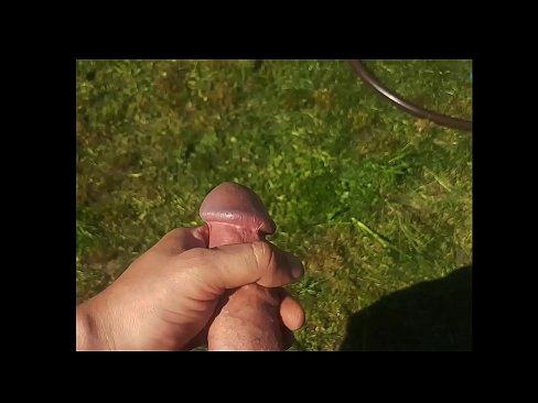❤️ Hottie beroa bere pussy arrosa izorratu egiten du eta udako lorategi batean squirt batekin esperma egiten du ❤️ Sexu bideoa pornoan eu.xxxomg.ru ❤