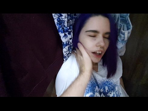 ❤️ Nire ahizpa armairuan aurkitu eta lagundu zion esperma ❤️ Sexu bideoa pornoan eu.xxxomg.ru ❤